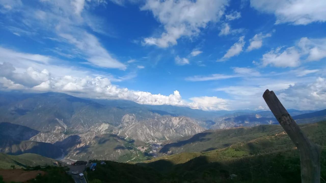 Hotel Campestre Abrazo Del Angel Aratoca Εξωτερικό φωτογραφία